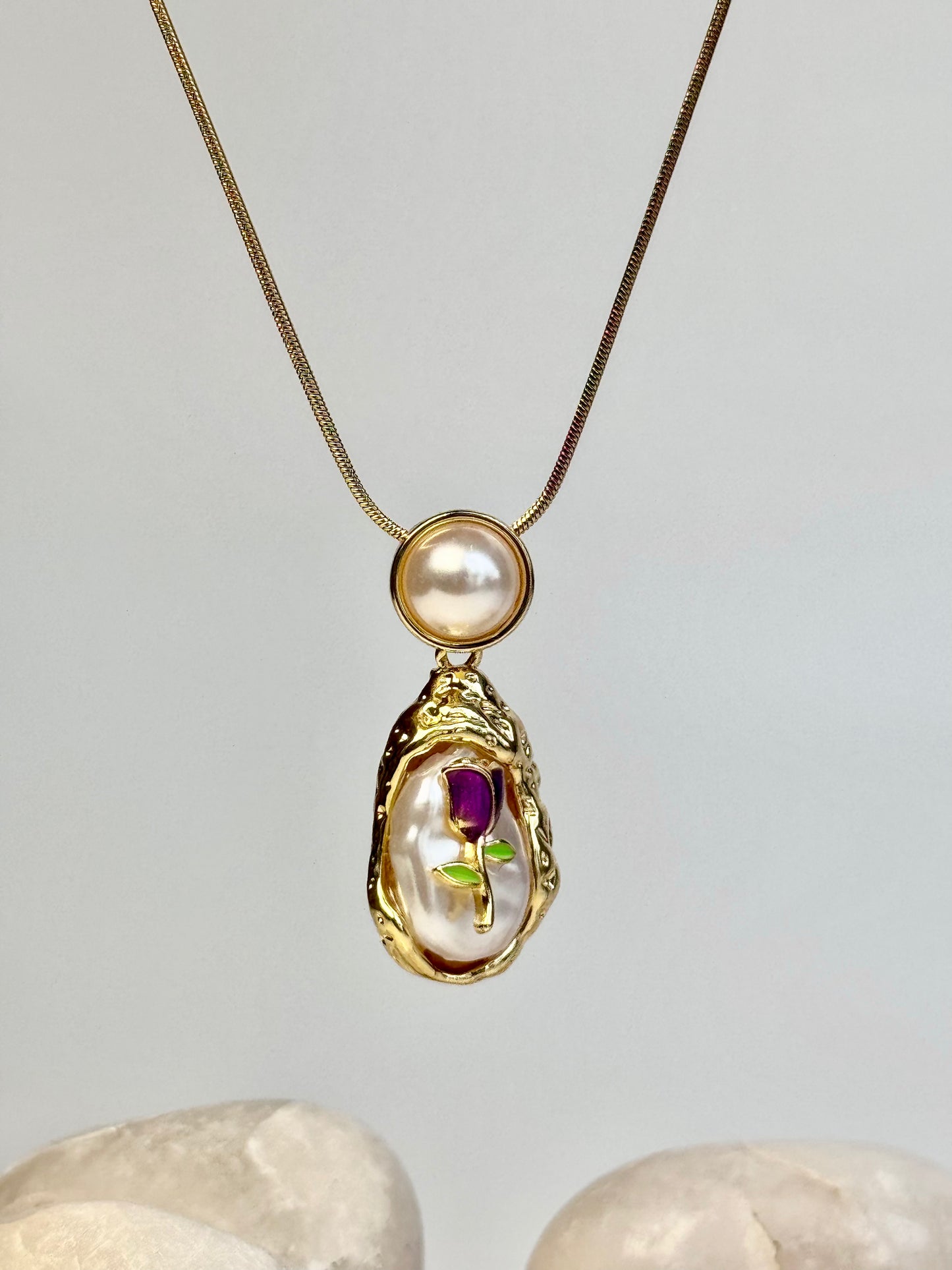 Bloom in Pearl